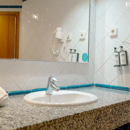 فندق Rosamar Ibiza (adults Only)